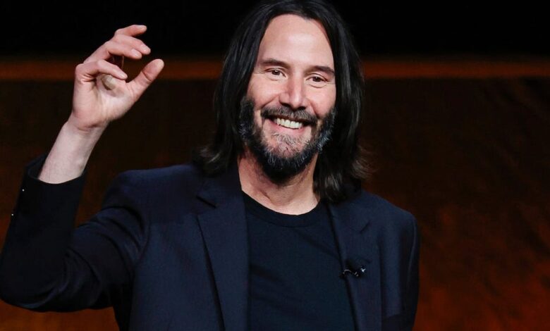 Reasons Fans Believe Keanu Reeves Is the Greatest Person Ever