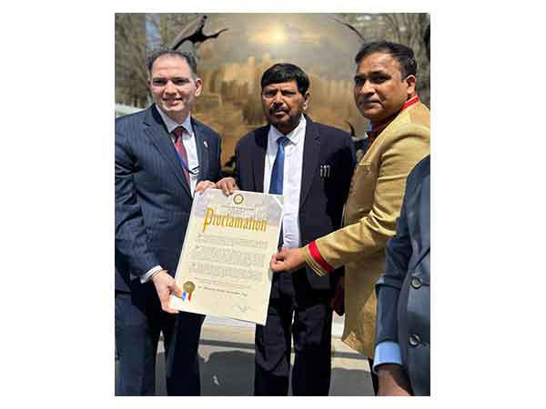 New York City honors “father of Indian democracy” with official day New York City honors “father of Indian democracy” with official day