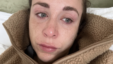 Woman in Tears After Waiter Gives ‘Small Act of Kindness’ She Won’t Forget
