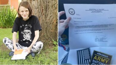 Woman spreads kindness to strangers one letter at a time